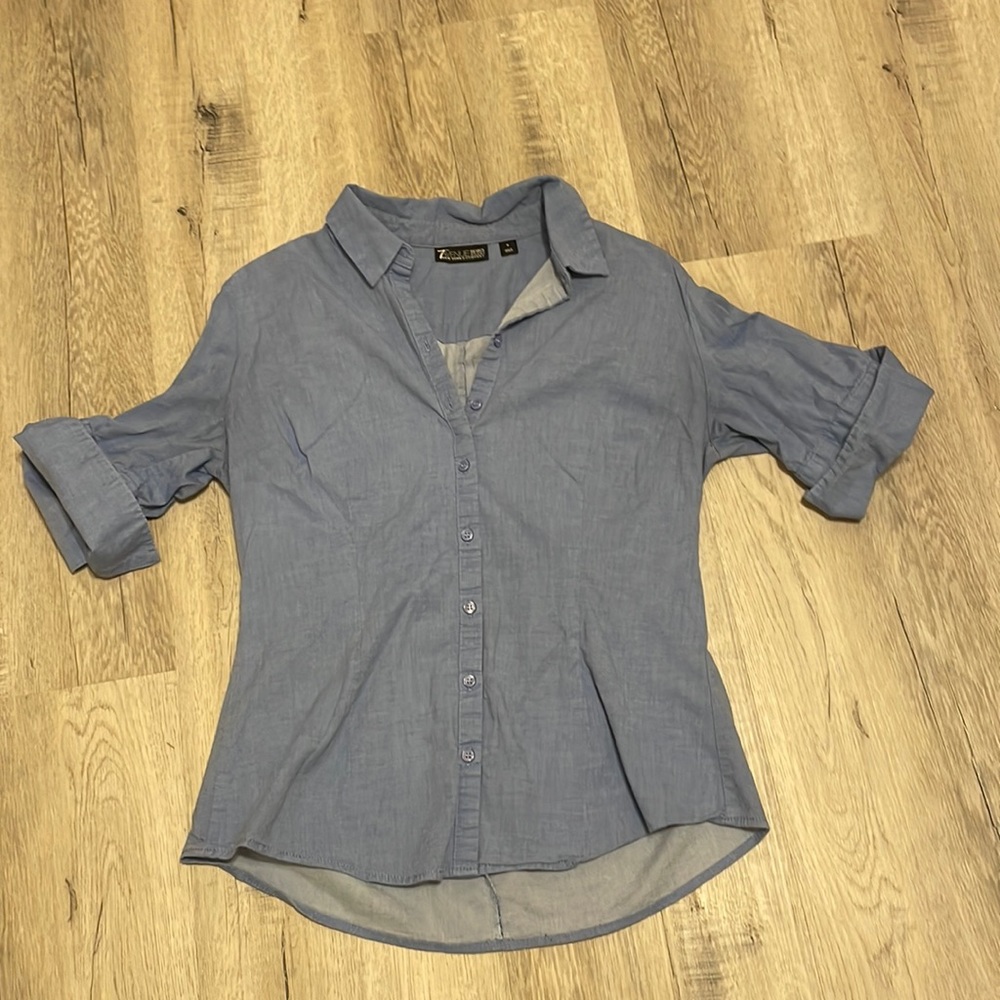 New York and Company business casual small button-up shirt